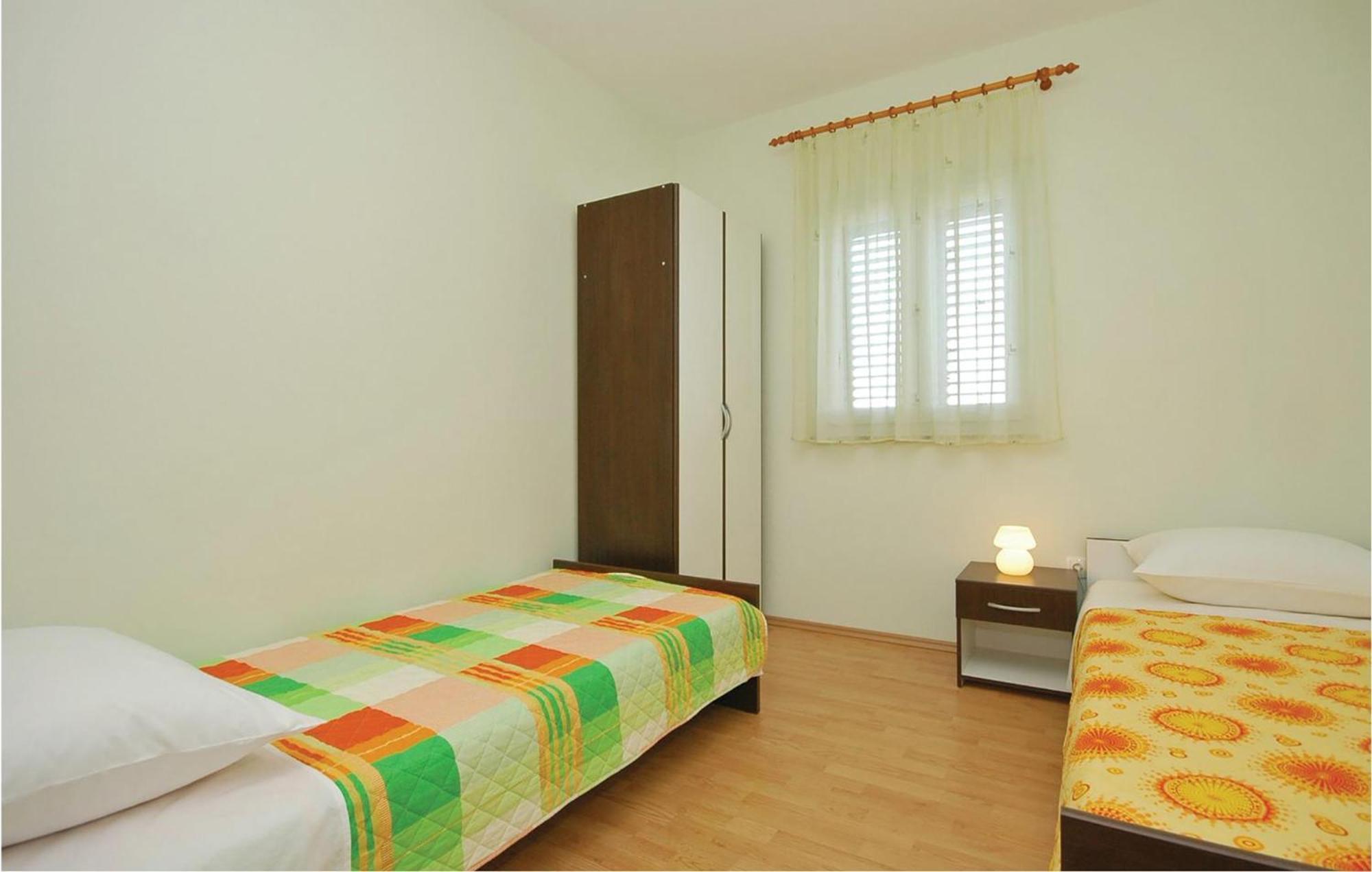 Cozy Apartment In Posedarje With House Sea View エクステリア 写真