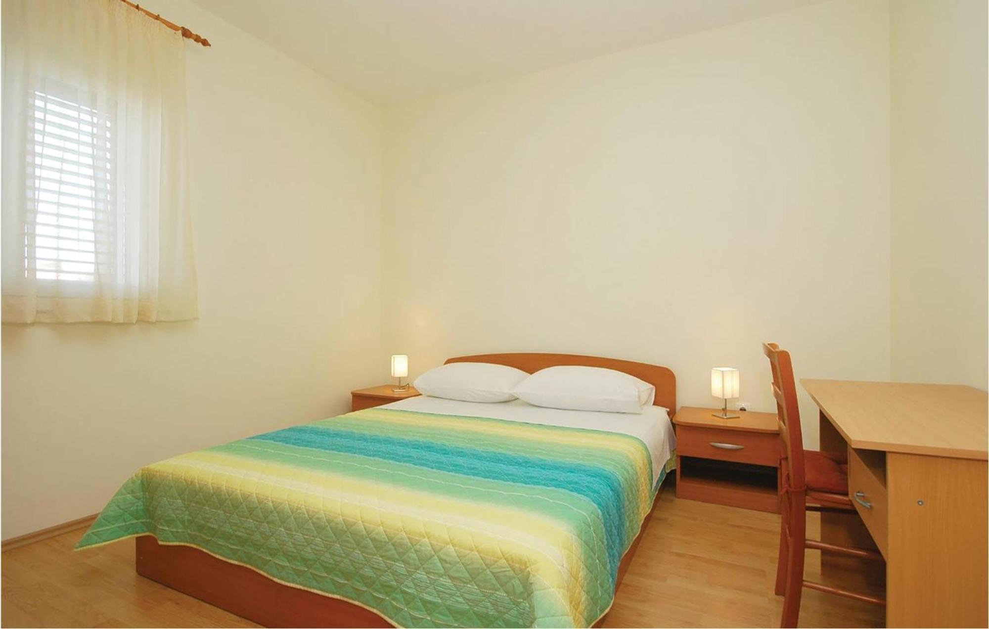Cozy Apartment In Posedarje With House Sea View エクステリア 写真