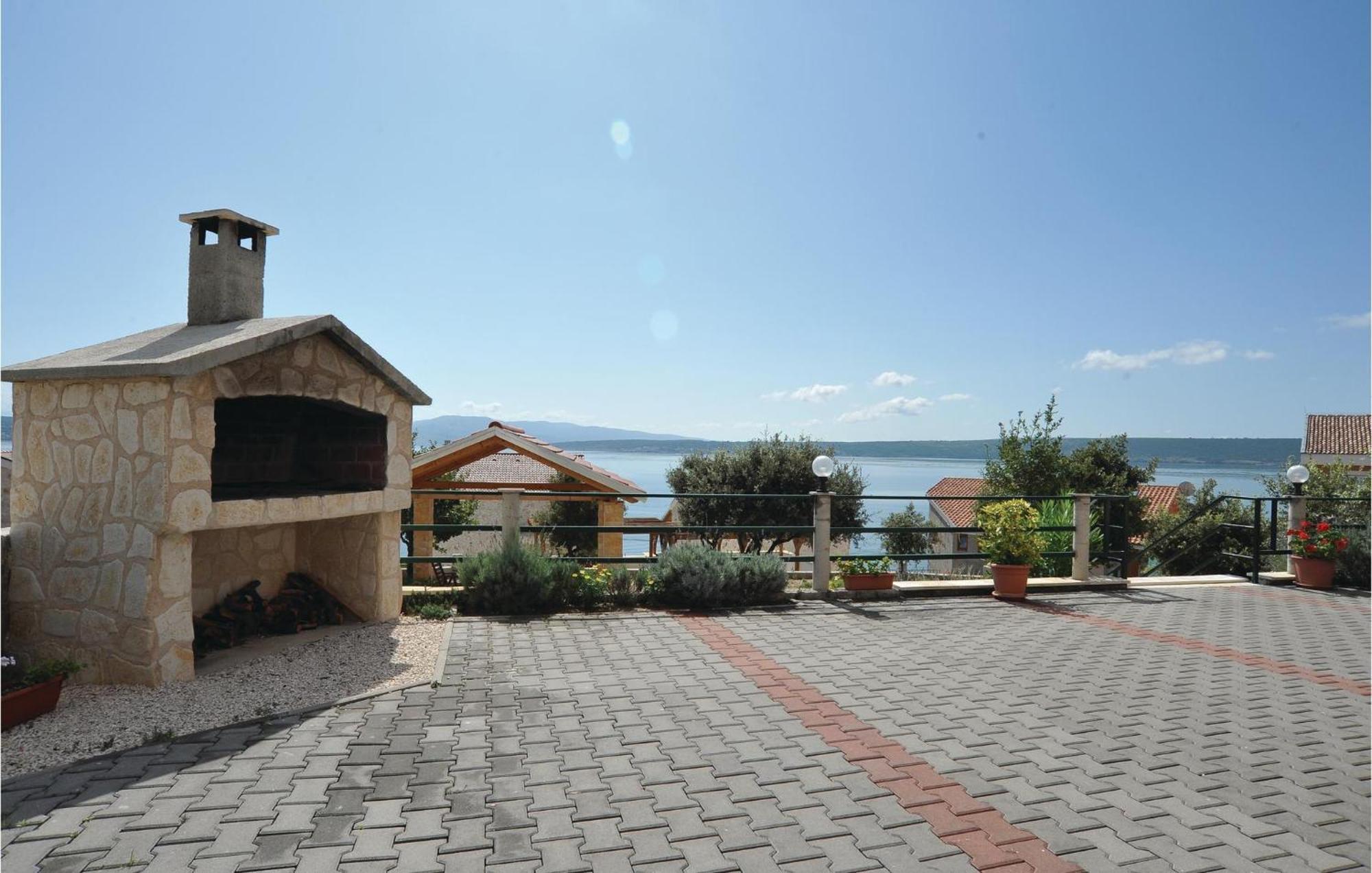 Cozy Apartment In Posedarje With House Sea View エクステリア 写真